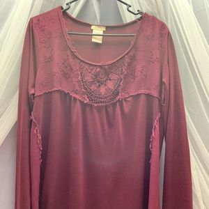 Women’s long sleeve blouse